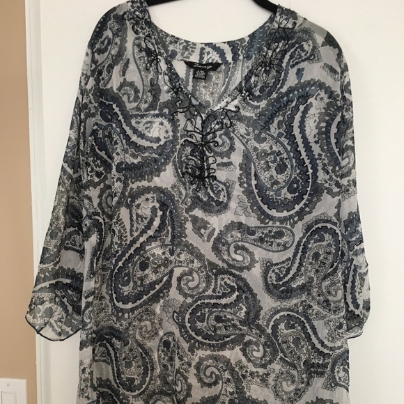 Paisley Coverup - Picture 1 of 3